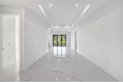 865 Chipley St E, Lehigh Acres, FL 33974 - Photo 5