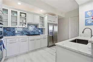 10721 Mirasol Dr, Miromar Lakes, FL 33913 - Photo 13