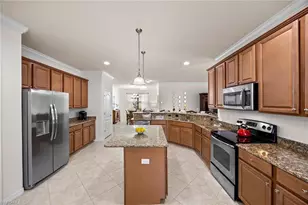 3827 Treasure Cove Cir, Naples, FL 34114 - Photo 9