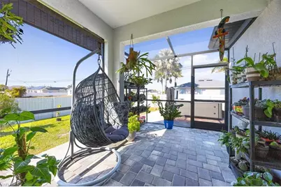 301 Kismet Pkwy E, Cape Coral, FL 33909 - Photo 29