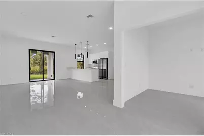 2610 Carol Pl, Lehigh Acres, FL 33971 - Photo 11