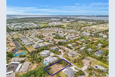 13407 Electron Dr, Fort Myers, FL 33908 - Photo 5