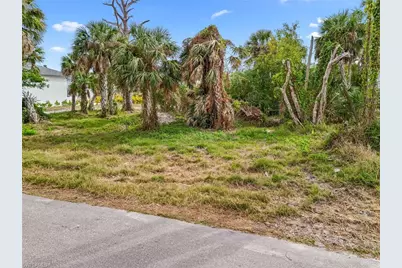 13407 Electron Dr, Fort Myers, FL 33908 - Photo 7