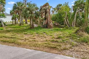 13407 Electron Dr, Fort Myers, FL 33908 - Photo 7