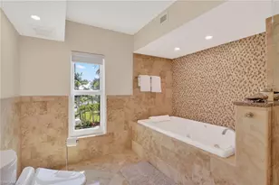 10633 Gulf Shore Dr, Naples, FL 34108 - Photo 25