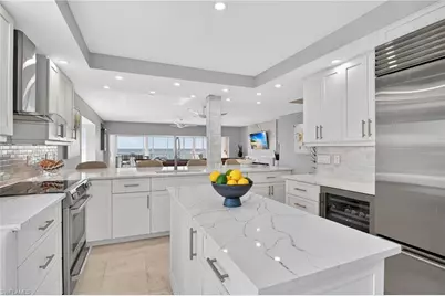 10633 Gulf Shore Dr #3S, Naples, FL 34108 - Photo 3