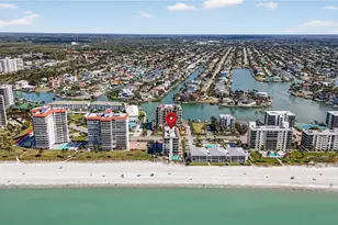 10633 Gulf Shore Dr, Naples, FL 34108 - Photo 41