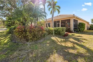 2237 Heritage Greens Dr, Naples, FL 34119 - Photo 37