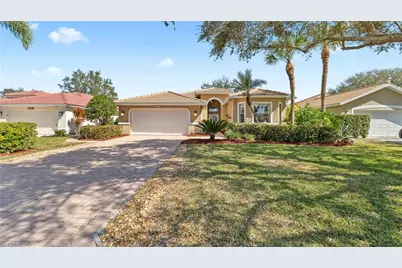 2237 Heritage Greens Dr, Naples, FL 34119 - Photo 3