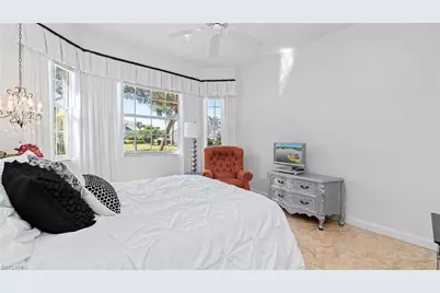 2237 Heritage Greens Dr, Naples, FL 34119 - Photo 33