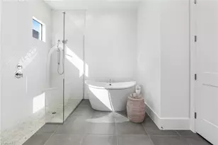 14194 Galley Ct, Naples, FL 34114 - Photo 27