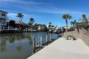 452 Seabee Ave, Naples, FL 34108 - Photo 1