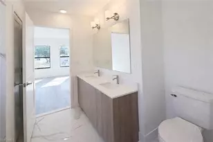 2709 22nd St SW, Lehigh Acres, FL 33976 - Photo 11