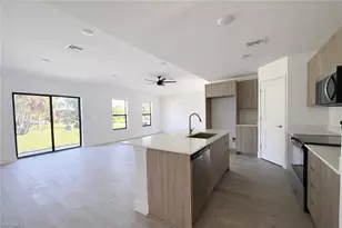 2709 22nd St SW, Lehigh Acres, FL 33976 - Photo 7