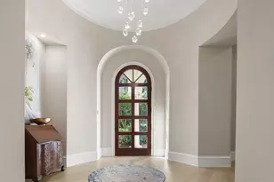 2822 Capistrano Way, Naples, FL 34105 - Photo 3