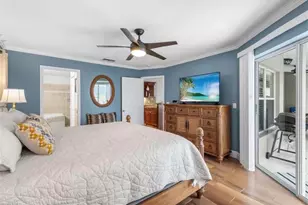 5701 Riverside Dr, Cape Coral, FL 33904 - Photo 11