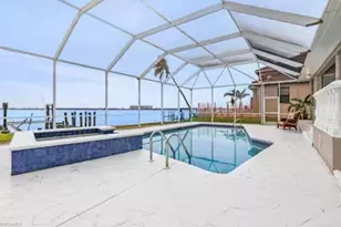 5701 Riverside Dr, Cape Coral, FL 33904 - Photo 3