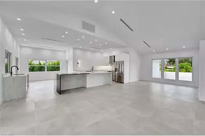 2517 Kings Lake Blvd, Naples, FL 34112 - Photo 7