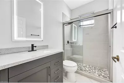 7488 Berkshire Pines Dr, Naples, FL 34104 - Photo 19