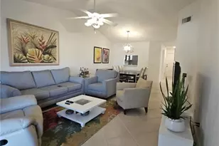 7768 Jewel Ln, Naples, FL 34109 - Photo 7