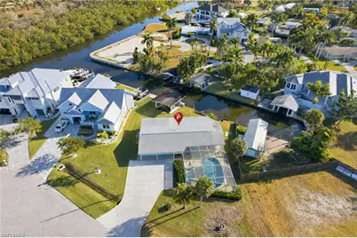 1159 Holiday Ln E, Naples, FL 34104 - Photo 43