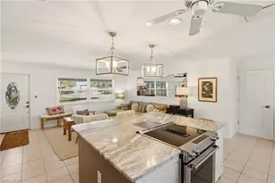 1159 Holiday Ln E, Naples, FL 34104 - Photo 13