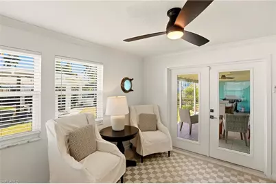 1159 Holiday Ln E, Naples, FL 34104 - Photo 17