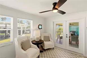 1159 Holiday Ln E, Naples, FL 34104 - Photo 17