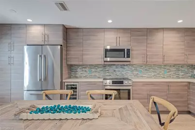 1070 6th St S #1070, Naples, FL 34102 - Photo 13