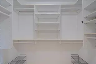 1070 6th St S, Naples, FL 34102 - Photo 35