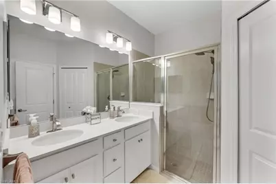 2543 Vine Ave, Naples, FL 34120 - Photo 11