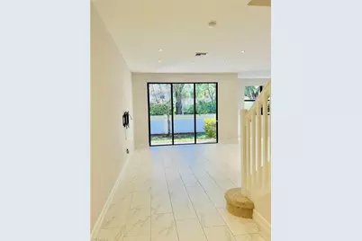 7841 Bristol Cir, Naples, FL 34120 - Photo 5