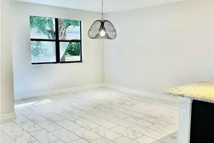 7841 Bristol Cir, Naples, FL 34120 - Photo 7