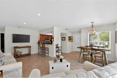 523 Club Side Dr #2-523, Naples, FL 34110 - Photo 9