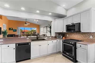 6417 Legacy Cir #1504, Naples, FL 34113 - Photo 17
