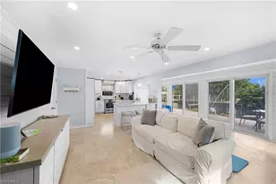 1360 Chesapeake Ave, Naples, FL 34102 - Photo 11