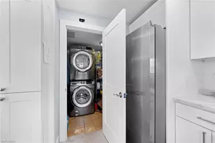 1360 Chesapeake Ave, Naples, FL 34102 - Photo 21