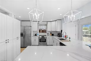 1360 Chesapeake Ave, Naples, FL 34102 - Photo 15