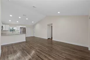 9018 Penny Cir, Labelle, FL 33935 - Photo 11