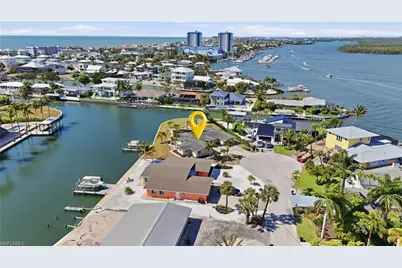 675 Randy Ln, Fort Myers Beach, FL 33931 - Photo 5