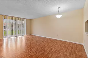 225 Turtle Lake Ct, Naples, FL 34105 - Photo 1