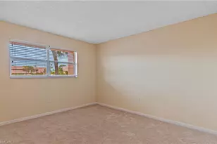 225 Turtle Lake Ct, Naples, FL 34105 - Photo 7