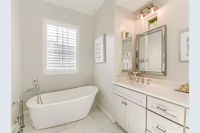 9142 Hollow Pine Dr, Estero, FL 34135 - Photo 21