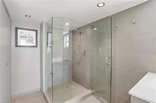 10691 Gulf Shore Dr, Naples, FL 34108 - Photo 19