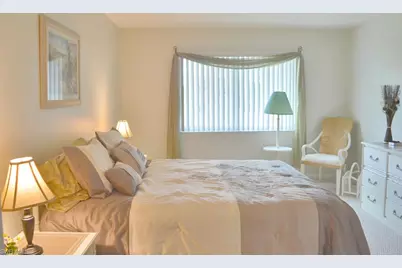 135 Palm Dr #12, Naples, FL 34112 - Photo 13