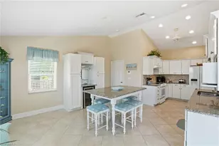 468 Capri Ct, Marco Island, FL 34145 - Photo 29