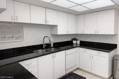 6040 Pelican Bay Blvd #D101, Naples, FL 34108 - Photo 5