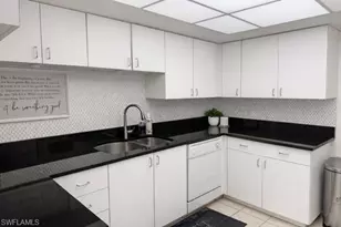 6040 Pelican Bay Blvd, Naples, FL 34108 - Photo 5