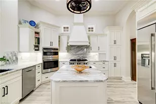 10630 Via Milano Dr, Fort Myers, FL 33913 - Photo 7