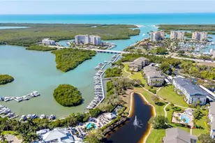 320 Horse Creek Dr, Naples, FL 34110 - Photo 29